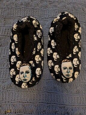 HALLOWEEN MOVIE Novelty Slippers
